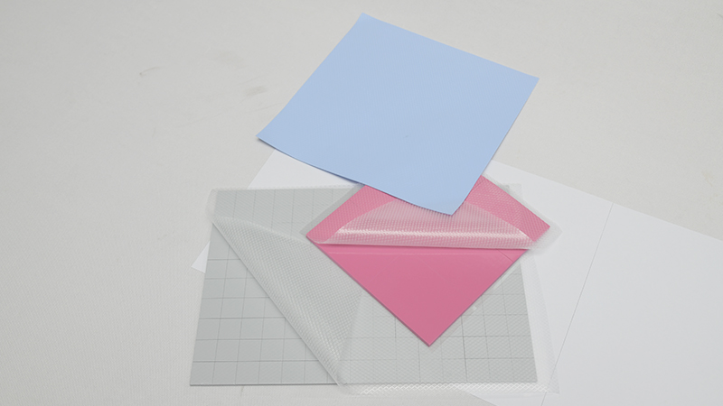 Qual è l'applicazione del foglio di silicone termoconduttivonell'elemento riscaldante PTC?